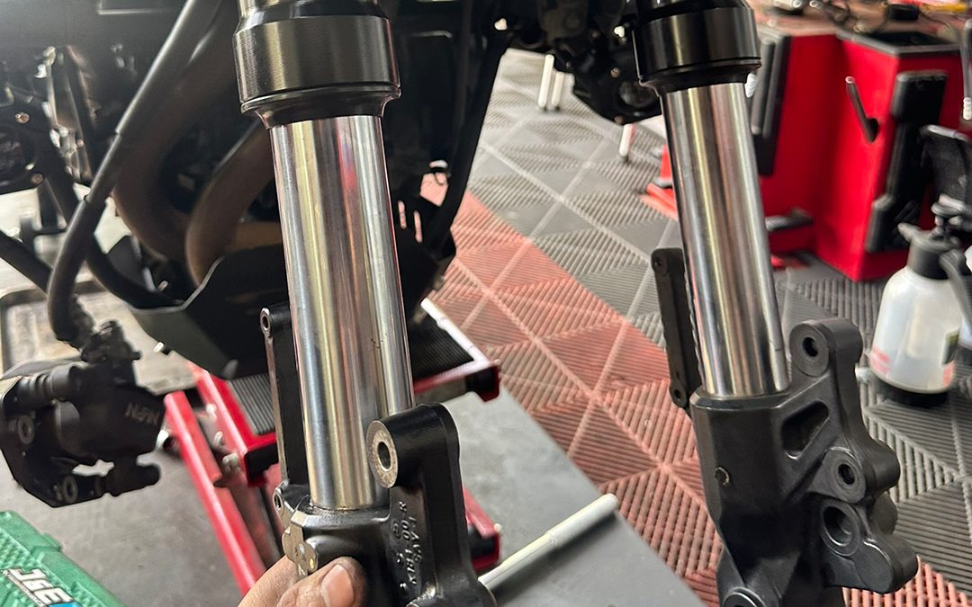 Front fork suspension service at MotoNorte Batac